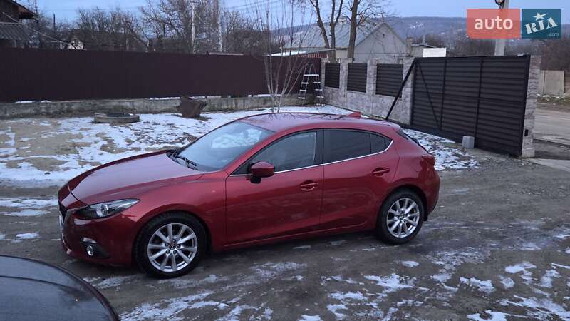 Хэтчбек Mazda 3 2015 в Черновцах фото 24 Хэтчбек Mazda 3 2015 в Черновцах