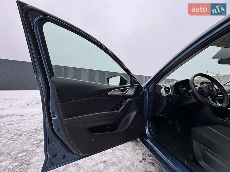 Седан Mazda 3 2016 в Хмельницькому фото 8 Седан Mazda 3 2016 в Хмельницькому