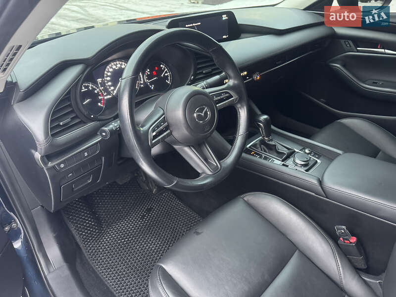 Седан Mazda 3 2020 в Днепре