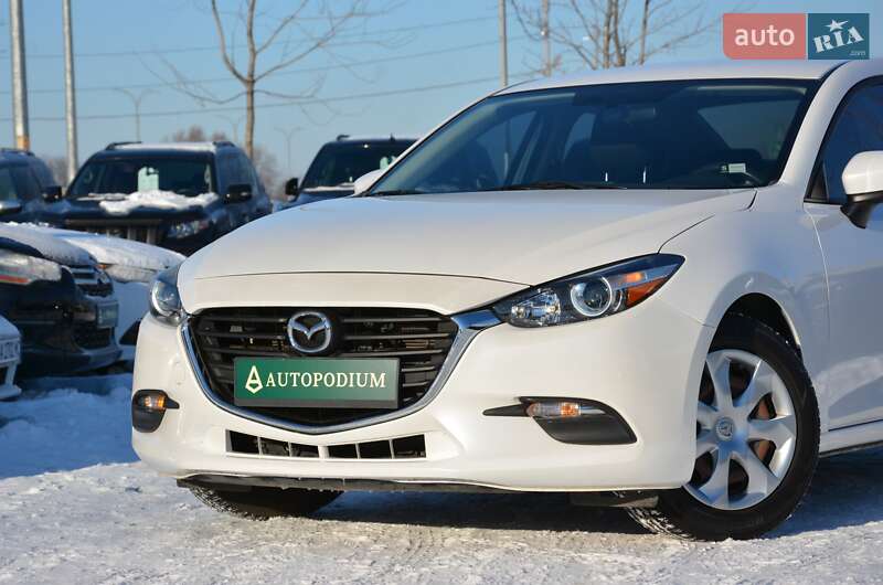 Седан Mazda 3 2017 в Киеве фото 5 Седан Mazda 3 2017 в Киеве