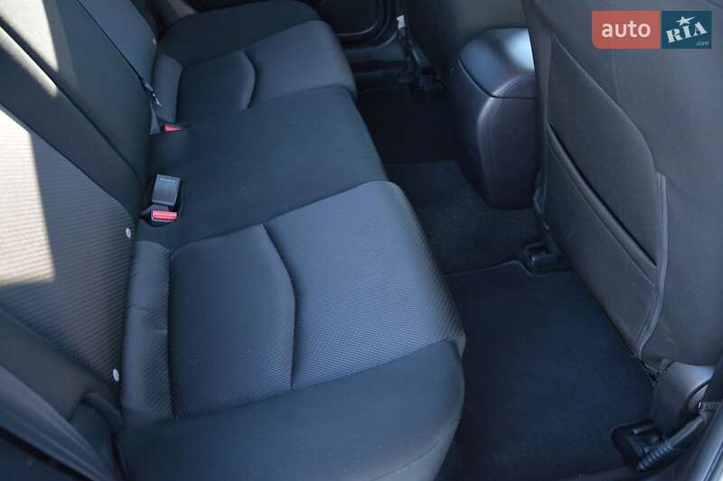 Седан Mazda 3 2017 в Киеве фото 27 Седан Mazda 3 2017 в Киеве