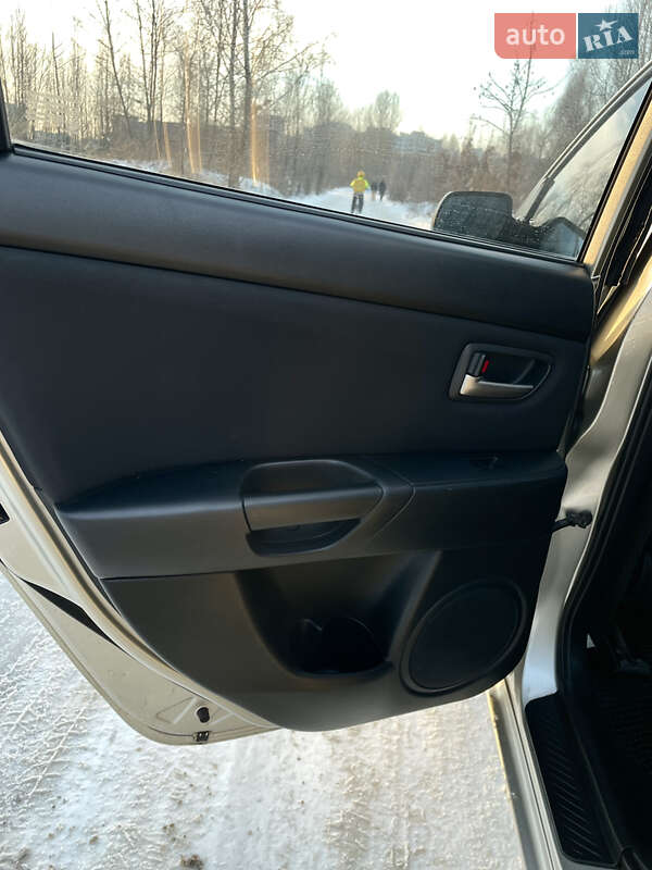 Хэтчбек Mazda 3 2006 в Киеве фото 26 Хэтчбек Mazda 3 2006 в Киеве