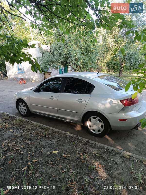 Седан Mazda 3 2004 в Харькове