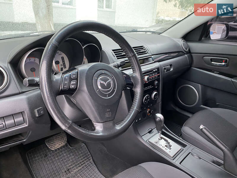 Хэтчбек Mazda 3 2008 в Малине