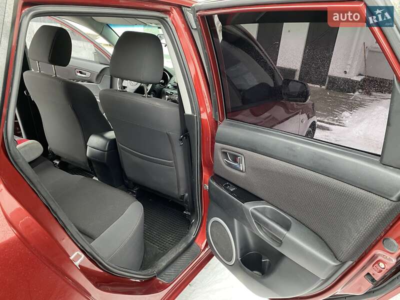 Хэтчбек Mazda 3 2008 в Малине