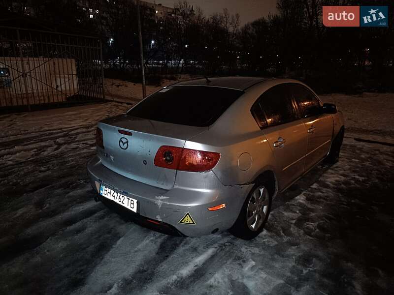 Седан Mazda 3 2004 в Харькове