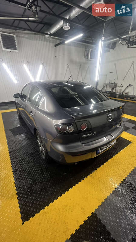 Седан Mazda 3 2007 в Киеве