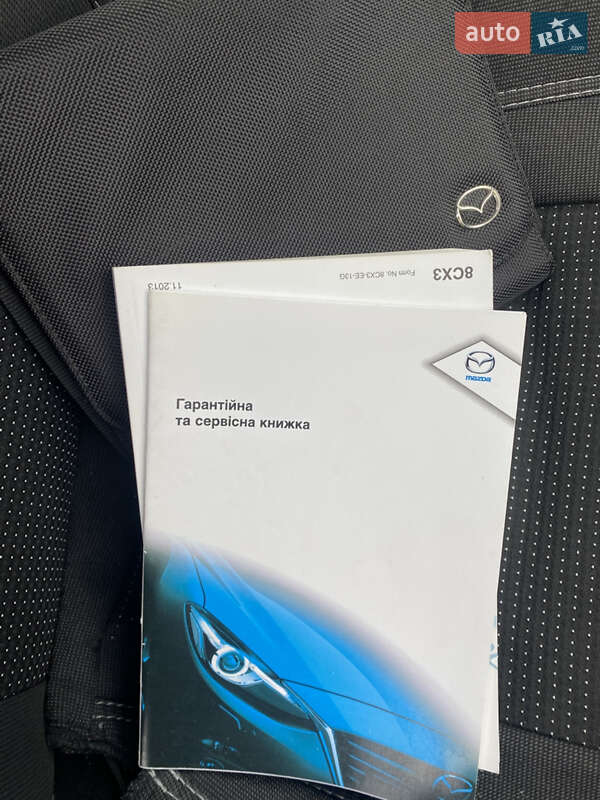 Седан Mazda 3 2014 в Вараше