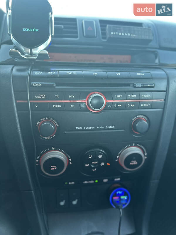 Седан Mazda 3 2005 в Одессе