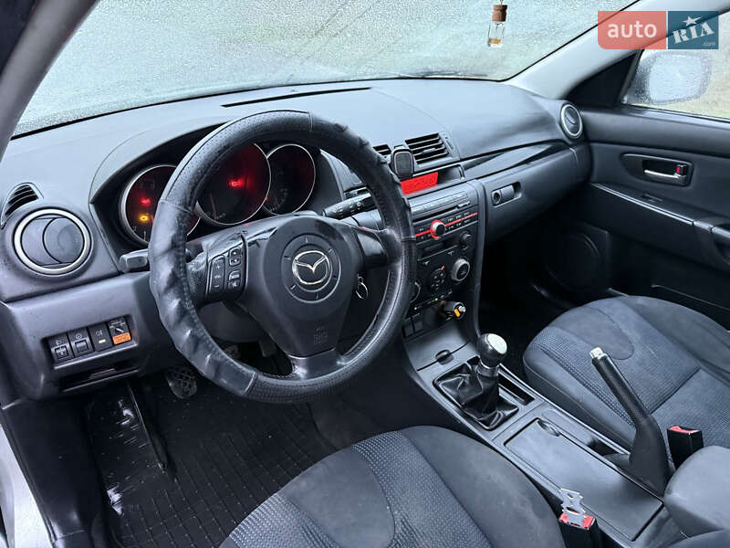 Хетчбек Mazda 3 2005 в Одесі