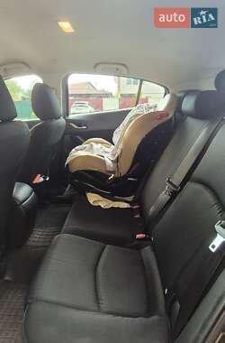 Хэтчбек Mazda 3 2014 в Одессе