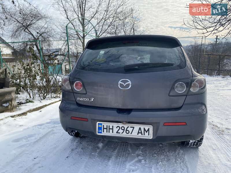 Хэтчбек Mazda 3 2006 в Подольске