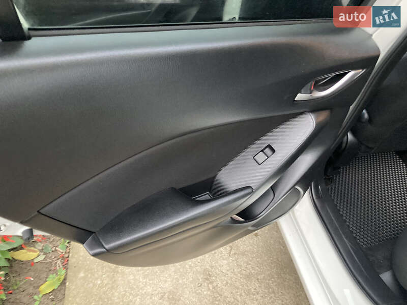 Седан Mazda 3 2014 в Калуше фото 13 Седан Mazda 3 2014 в Калуше