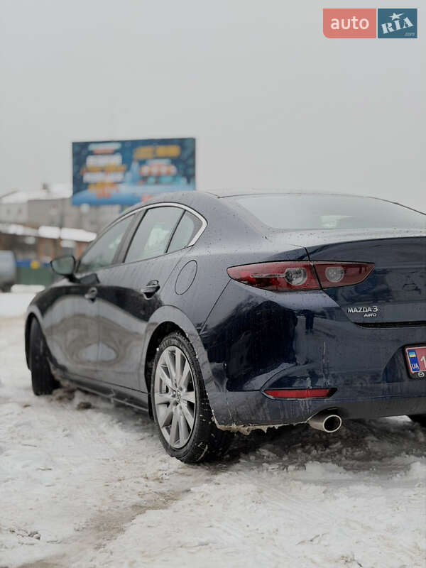 Седан Mazda 3 2021 в Крюковщине