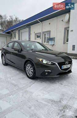 Седан Mazda 3 2016 в Ровно