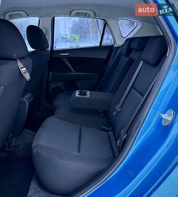 Хэтчбек Mazda 3 2010 в Киеве