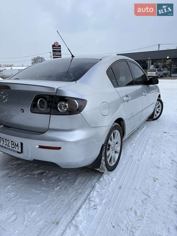 Седан Mazda 3 2007 в Чернівцях