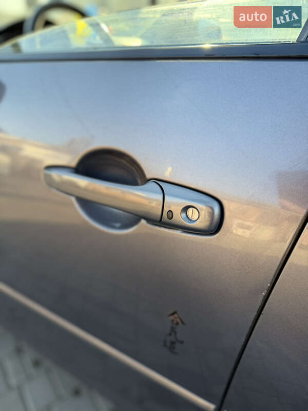 Хэтчбек Mazda 3 2007 в Житомире