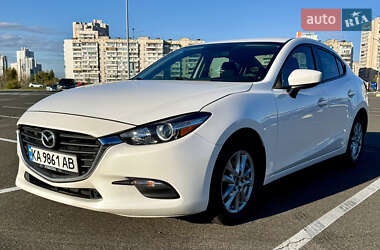 Седан Mazda 3 2017 в Киеве