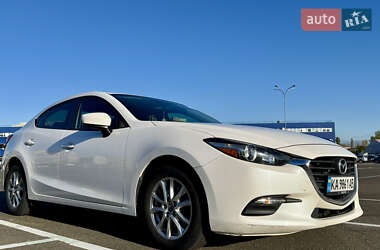 Седан Mazda 3 2017 в Киеве