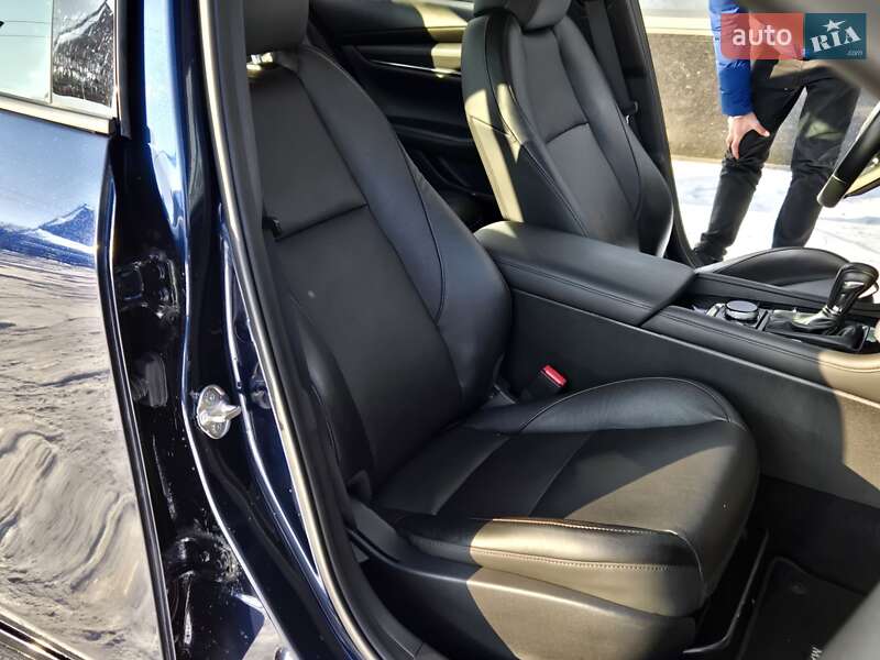 Седан Mazda 3 2019 в Киеве фото 11 Седан Mazda 3 2019 в Киеве
