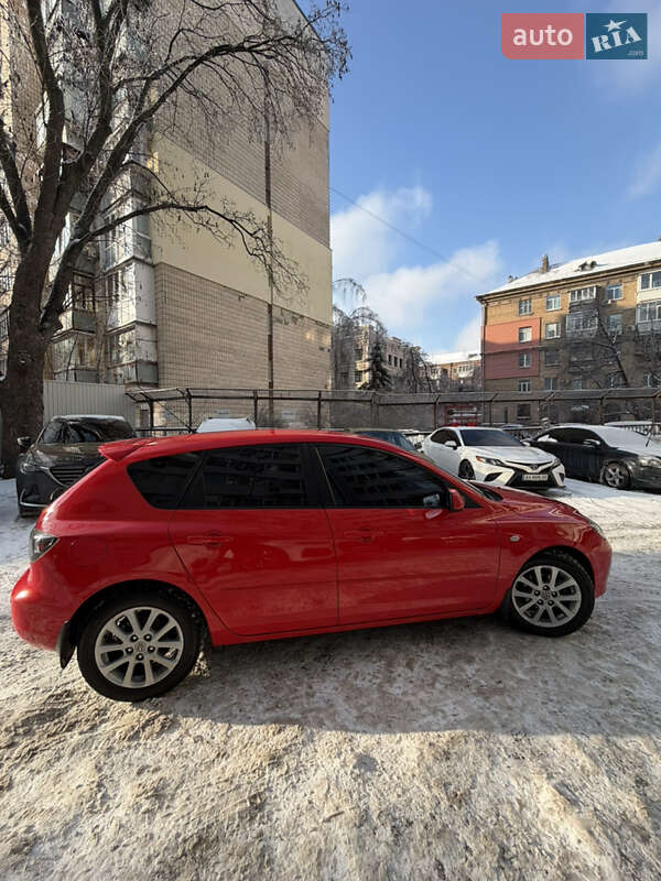 Хэтчбек Mazda 3 2009 в Киеве
