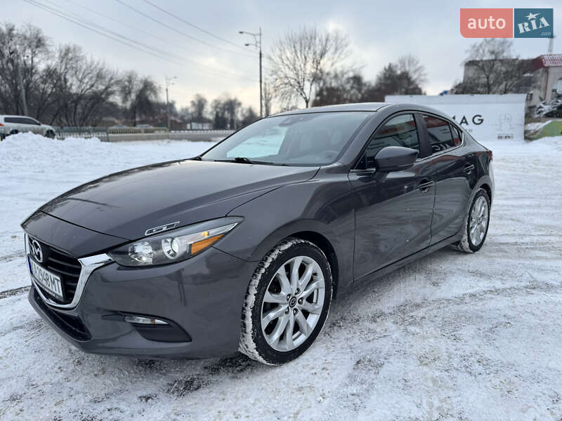 Седан Mazda 3 2018 в Днепре