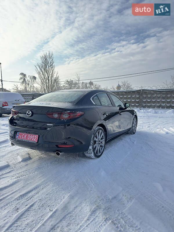 Седан Mazda 3 2021 в Киеве
