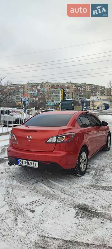 Седан Mazda 3 2011 в Полтаве
