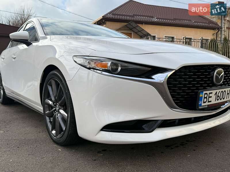 Седан Mazda 3 2019 в Николаеве