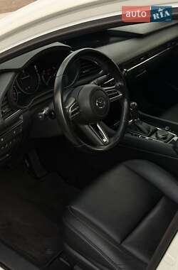 Седан Mazda 3 2019 в Николаеве