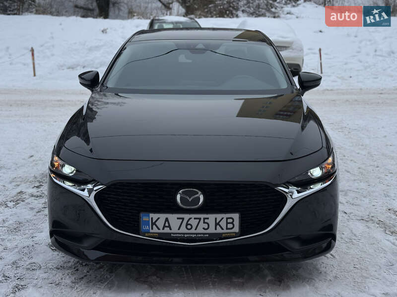Седан Mazda 3 2020 в Черновцах