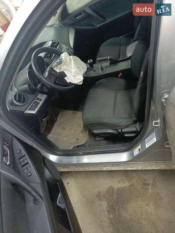 Седан Mazda 3 2013 в Одессе