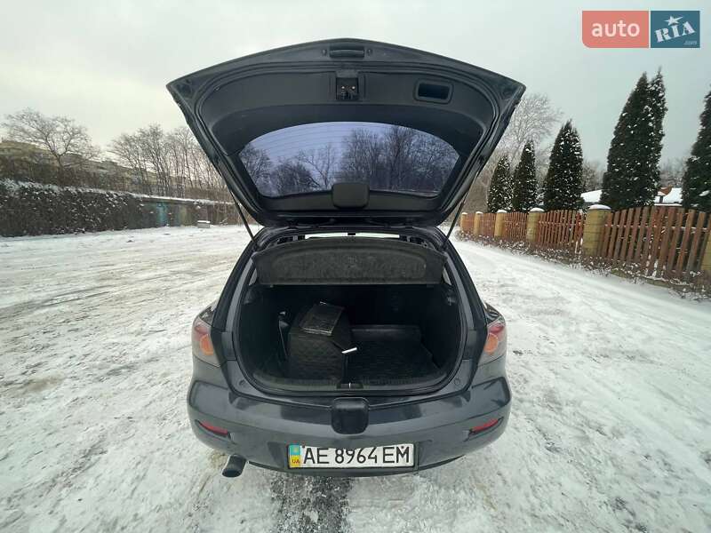 Хэтчбек Mazda 3 2006 в Днепре