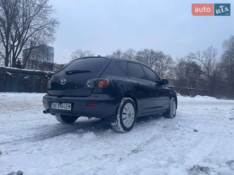 Хэтчбек Mazda 3 2006 в Днепре
