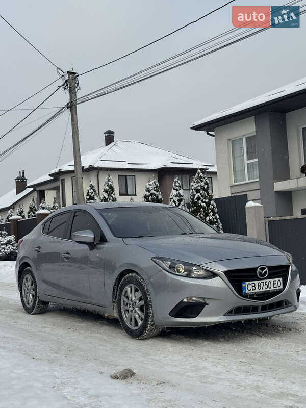 Седан Mazda 3 2015 в Киеве