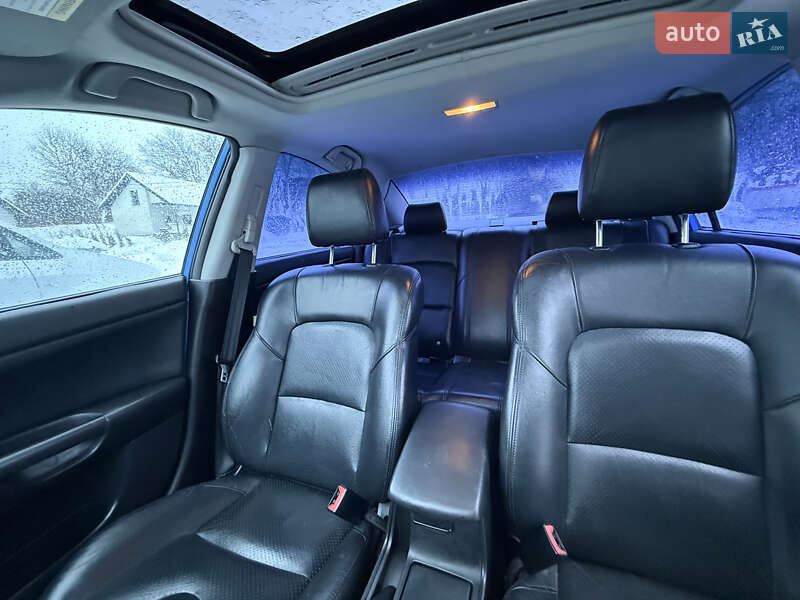 Седан Mazda 3 2003 в Львове