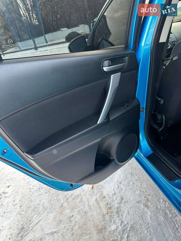 Хэтчбек Mazda 3 2011 в Кривом Роге