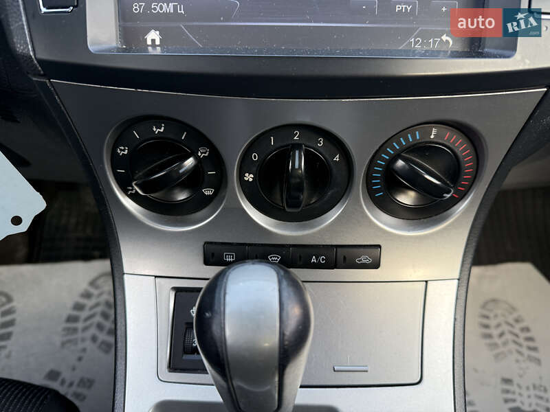 Седан Mazda 3 2010 в Житомире