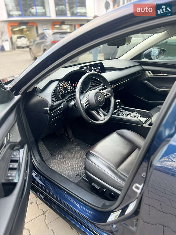 Седан Mazda 3 2022 в Одесі