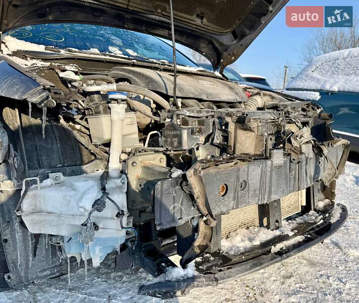 Седан Mazda 3 2019 в Киеве