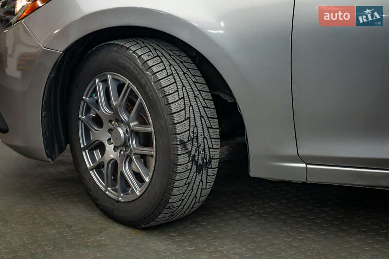 Хэтчбек Mazda 3 2013 в Киеве