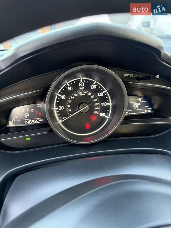 Седан Mazda 3 2018 в Ивано-Франковске