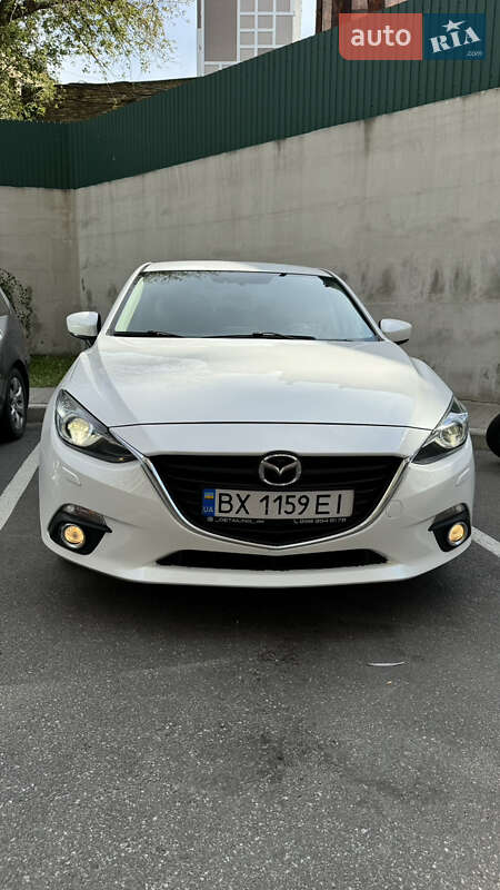 Хетчбек Mazda 3 2015 в Києві