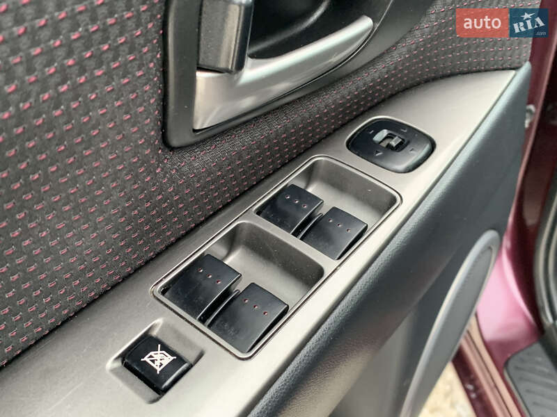 Хетчбек Mazda 3 2007 в Рівному