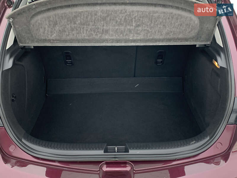 Хетчбек Mazda 3 2007 в Рівному