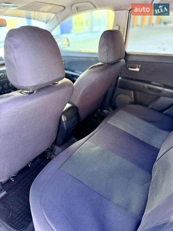 Седан Mazda 3 2004 в Белой Церкви