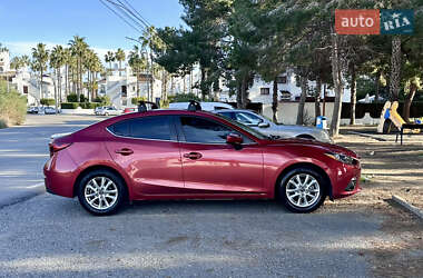 Седан Mazda 3 2015 в Ивано-Франковске