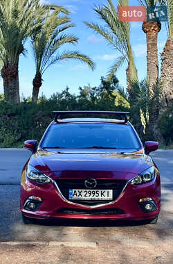 Седан Mazda 3 2015 в Ивано-Франковске