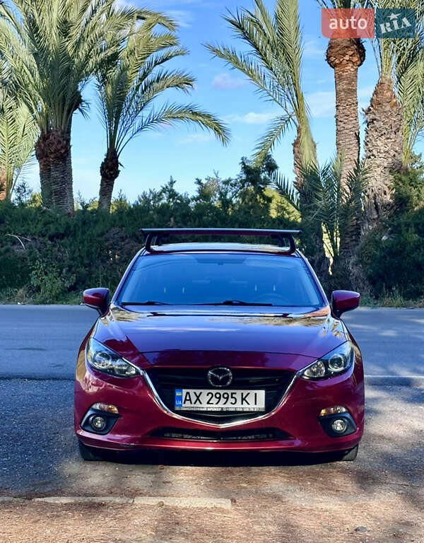 Седан Mazda 3 2015 в Ивано-Франковске